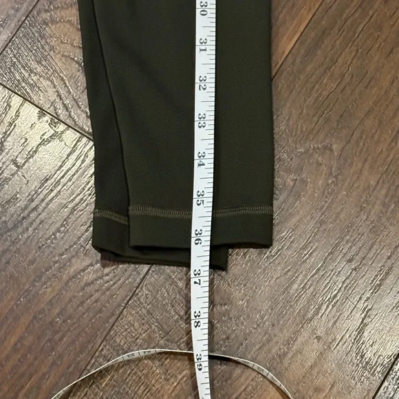 lululemon athletica Olive Green Leggings - Picture 4 of 5
